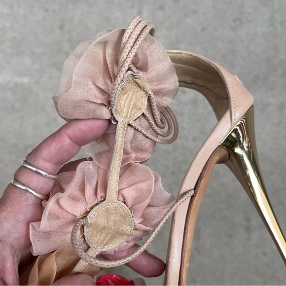Giuseppe Zanotti Organza Flower Appliqué Heels – Size 37 - Picture 5 of 9